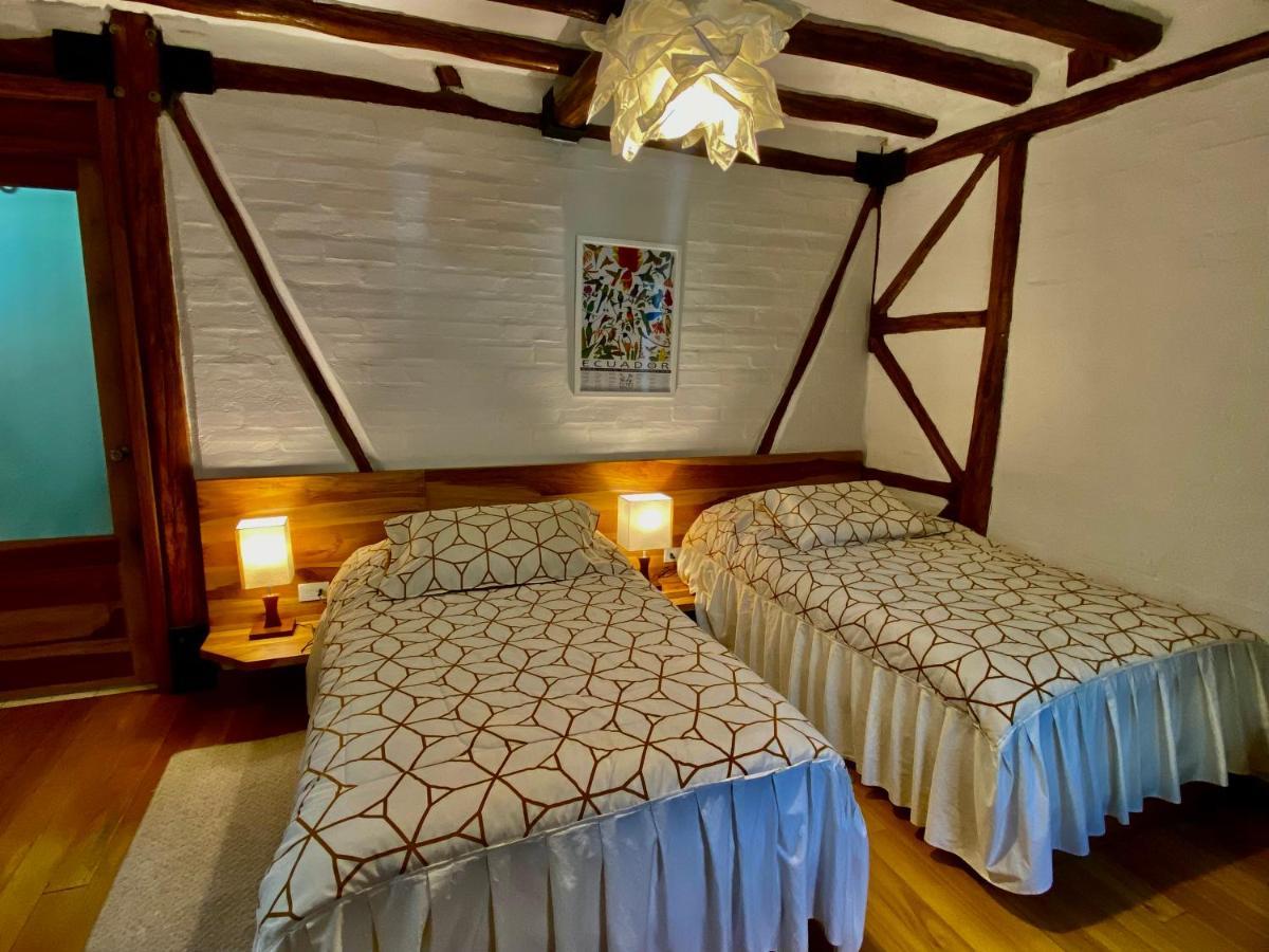 Casa Magnolia Bed & Breakfast Cumbayá Exterior photo